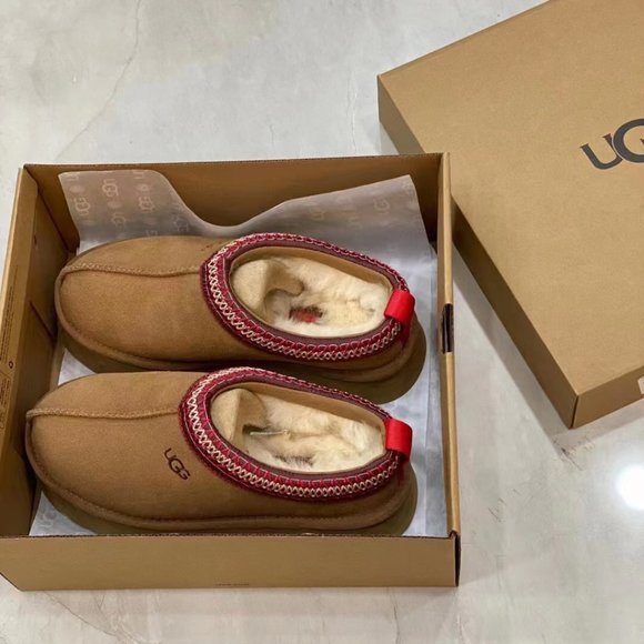 Women UGG Tasman SlipperChestnut Suede Upper - Picture 2 of 6